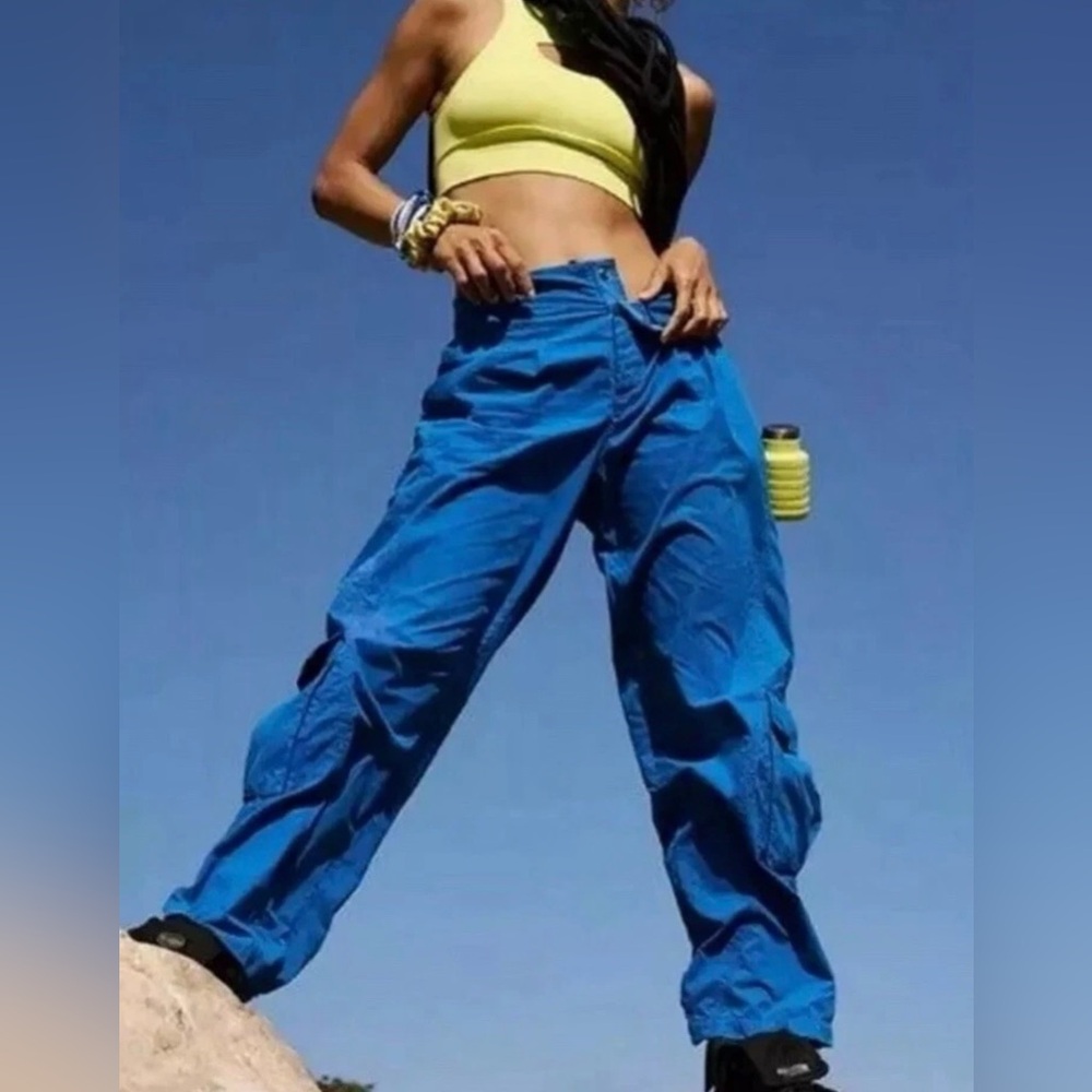 Women's Blue free people movement cargo pants size xs